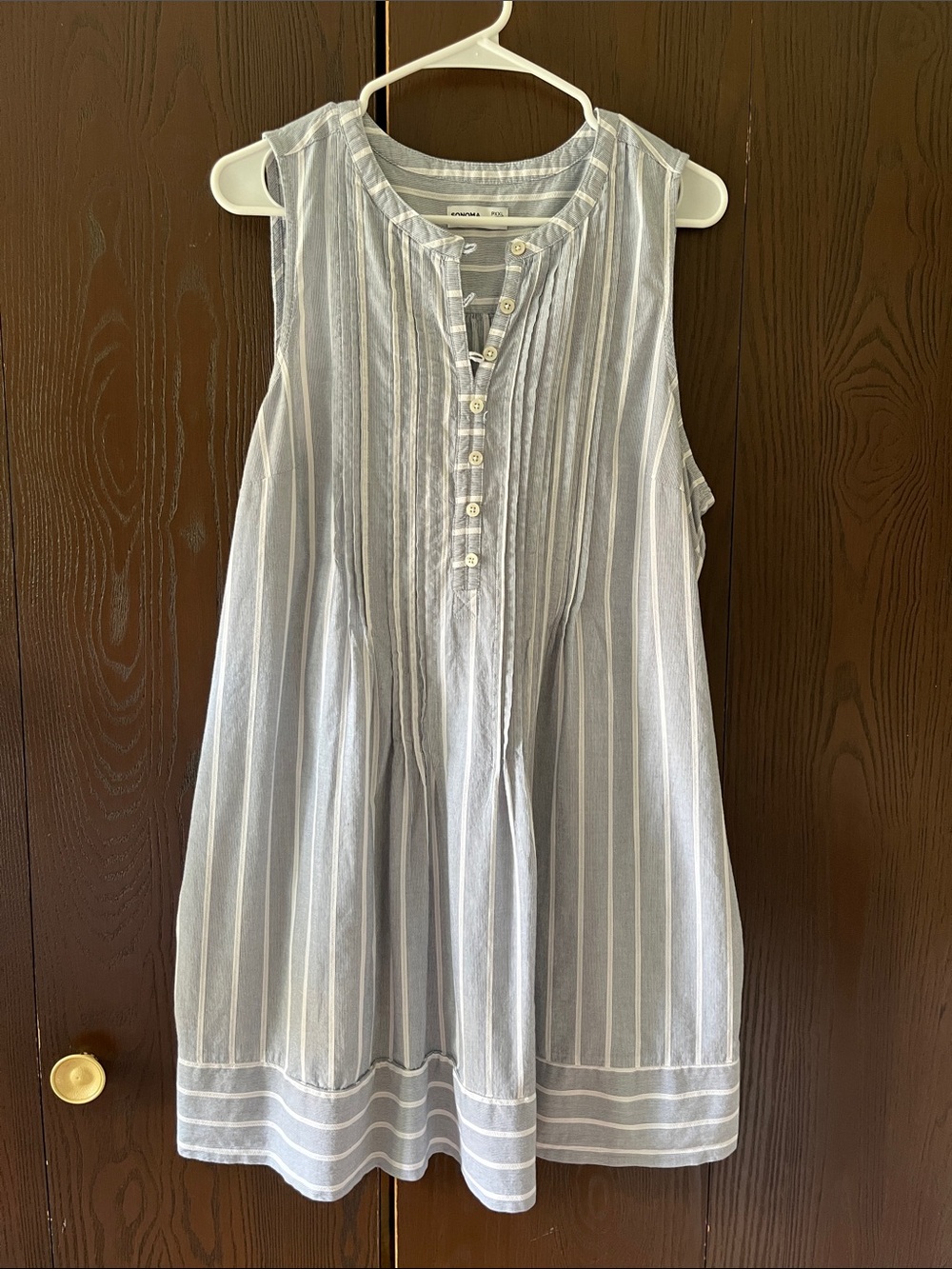 Sonoma sleeveless blue and white striped summer dress. Size PXXL